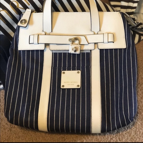 Henri Bendel Mini Jetsetter - Picture 2 of 8